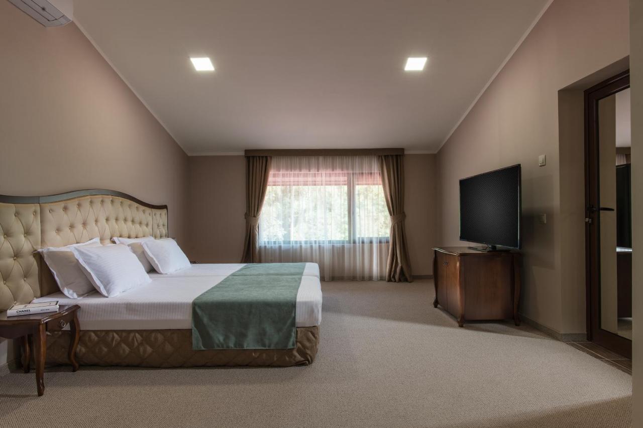 Hotel Villa Magus Kladnitsa 外观 照片